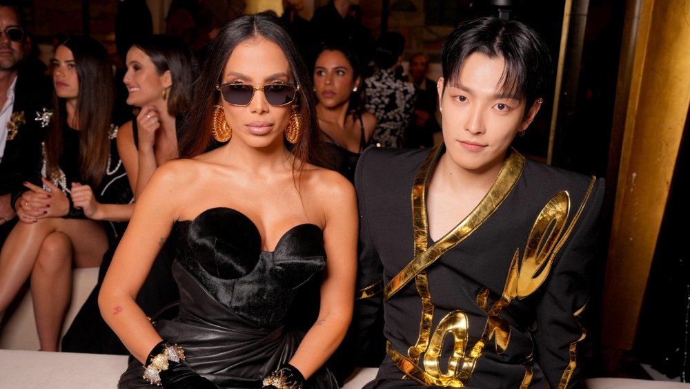 beauty-hits-the-beat-with-cardi-b,-anitta-and-hong-joong-at-balmain’s-front-row-and-after party