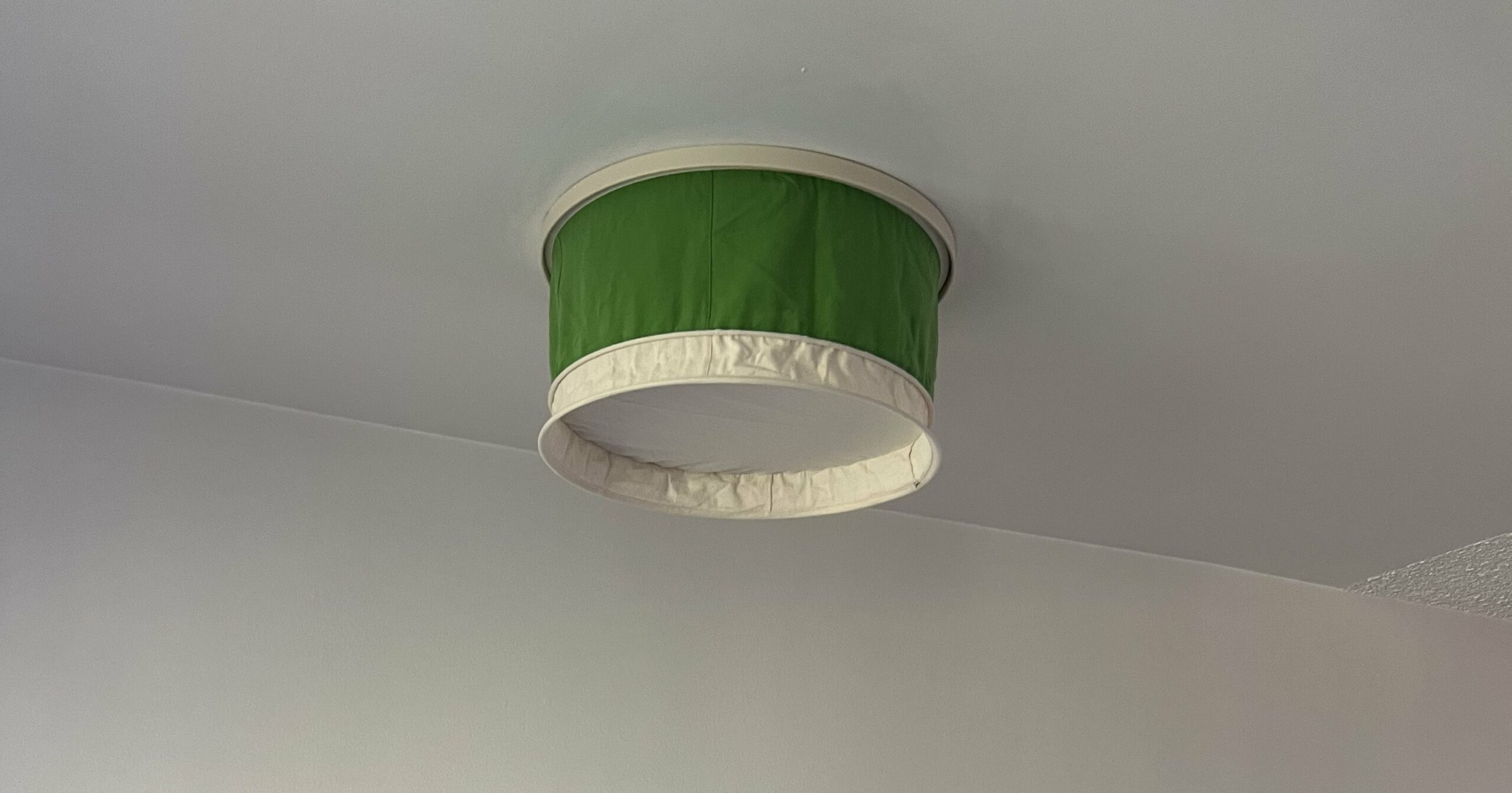 this-ceiling-lamp-shade-is-the-renter-friendly-solution-to-“boob-lights”