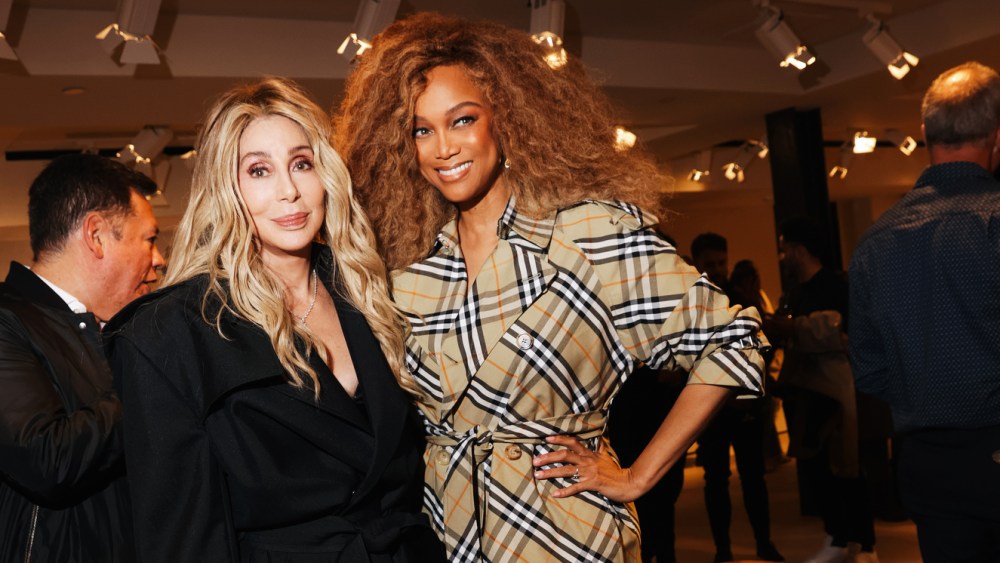 cher-and-tyra-banks-stop-by-burberry’s-flagship-reopening-party-in-new york