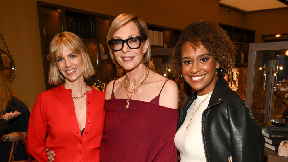 foundrae’s-beth-hutchens-brings-her-whimsical,-symbol-filled-world-to-la.;-melrose-place-opening-brings-out-sarah-paulson,-january-jones-and more