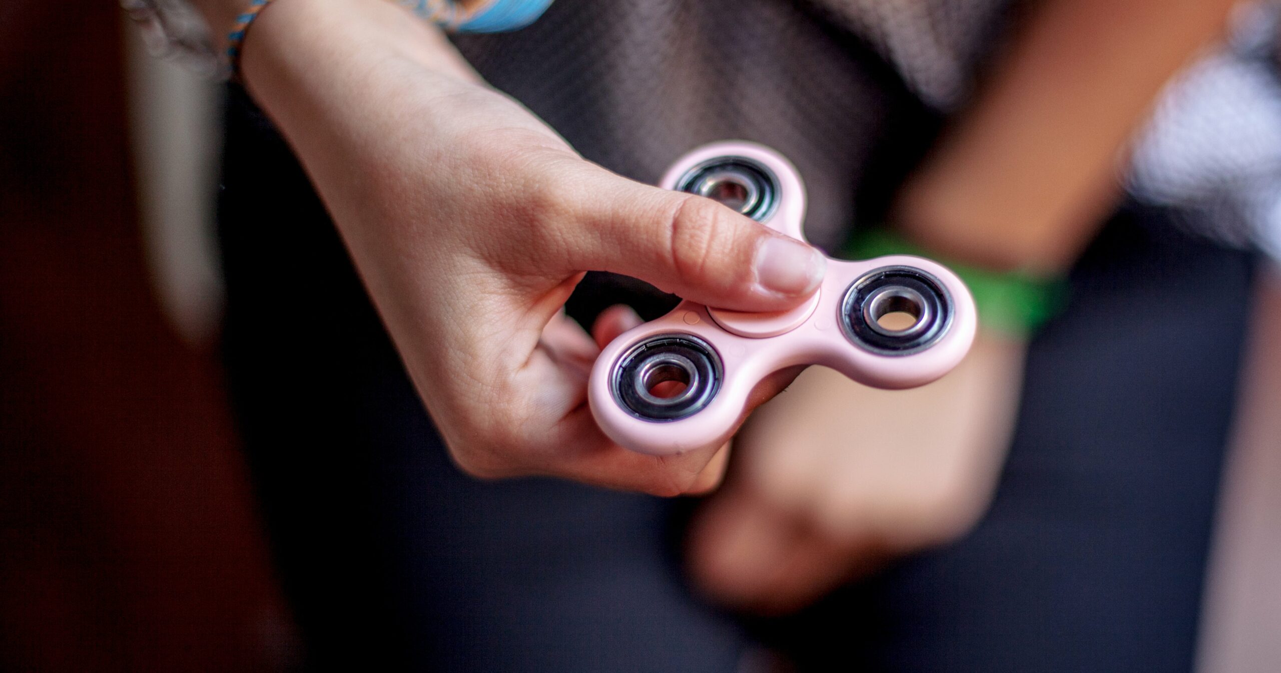 12-fidget-toys-for-adults-that’ll-help-ease-your-nerves