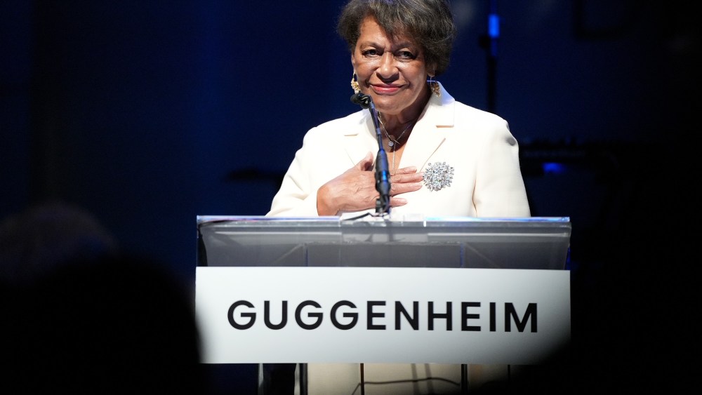 guggenheim-salutes-carrie-mae-weems,-jack-and-susy-wadsworth-at gala