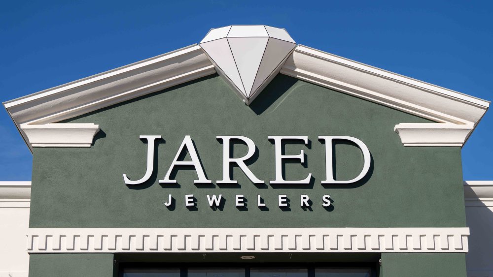 how-jared-is-evolving-its-store-experience-to-better-engage customers