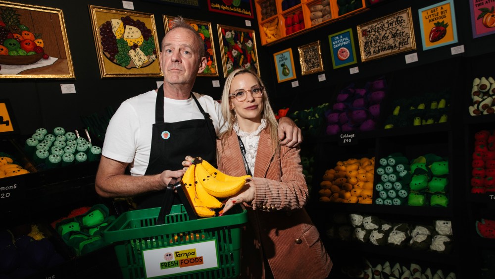 fatboy-slim-didn’t-forget-his-fruits-and-vegetables-during-miami-art week