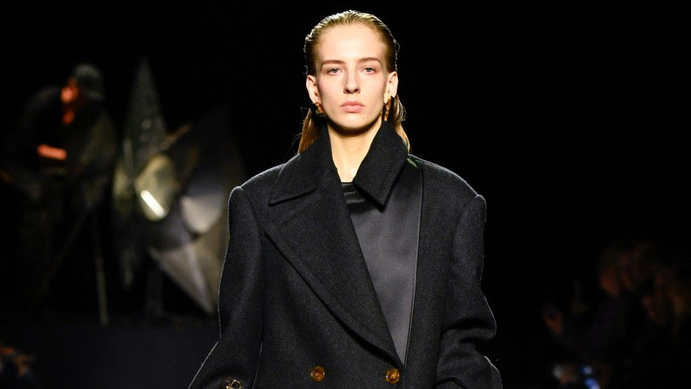 peter-copping-makes-debut-at-lanvin-with-coed-show-for-fall 2025