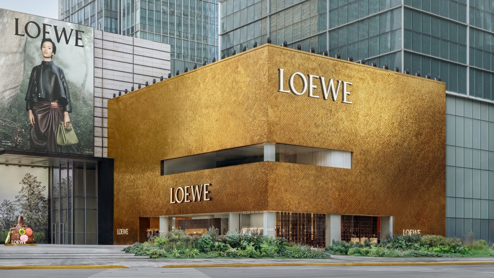 loewe’s-casa-retail-concept-makes-shanghai debut