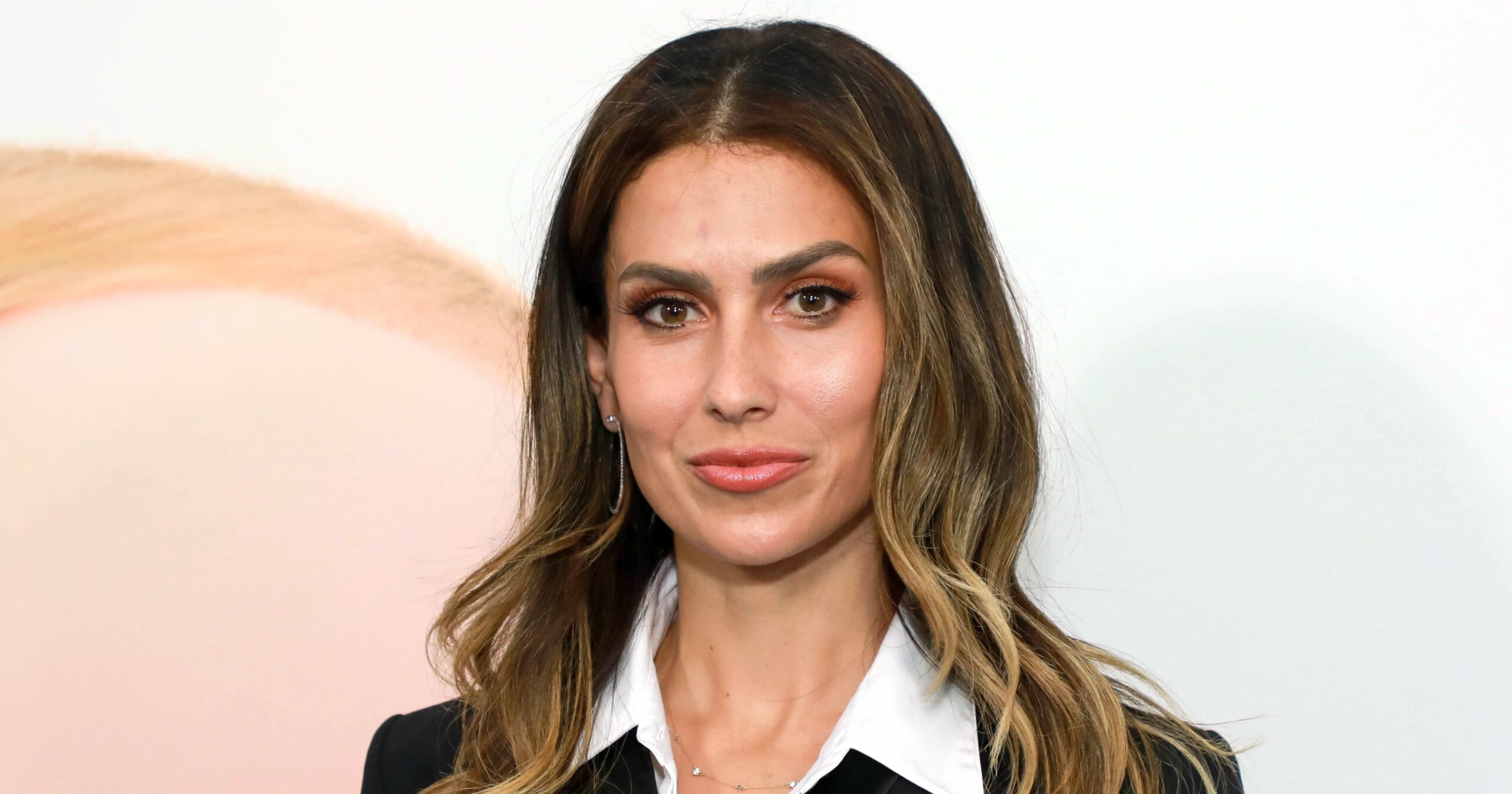 can-hilaria-baldwin-please-stop-defending-her-fake-spanish-accent?