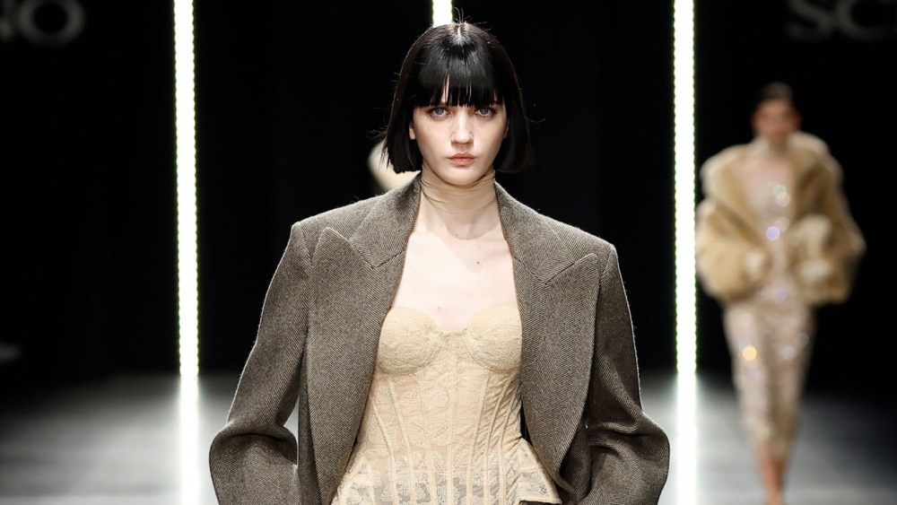 ermanno-scervino-fall-2025:-real-power dressing