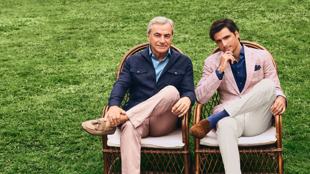 formula-1-racer-carlos-sainz,-and-his-father,-star-in-hackett’s-spring campaign