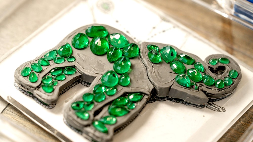 exclusive:-chopard’s-insofu-emerald-yields-high-jewelry-collection-—-and-matching couture