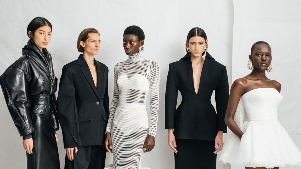 givenchy-fall-2025:-a-dazzling-debut-of-precision silhouettes