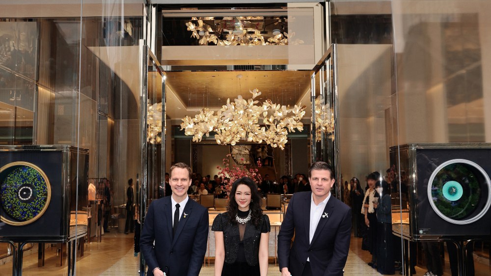 tiffany-&-co.-cuts-the-ribbon-on-a-reimagined-taikoo-li-flagship-in chengdu