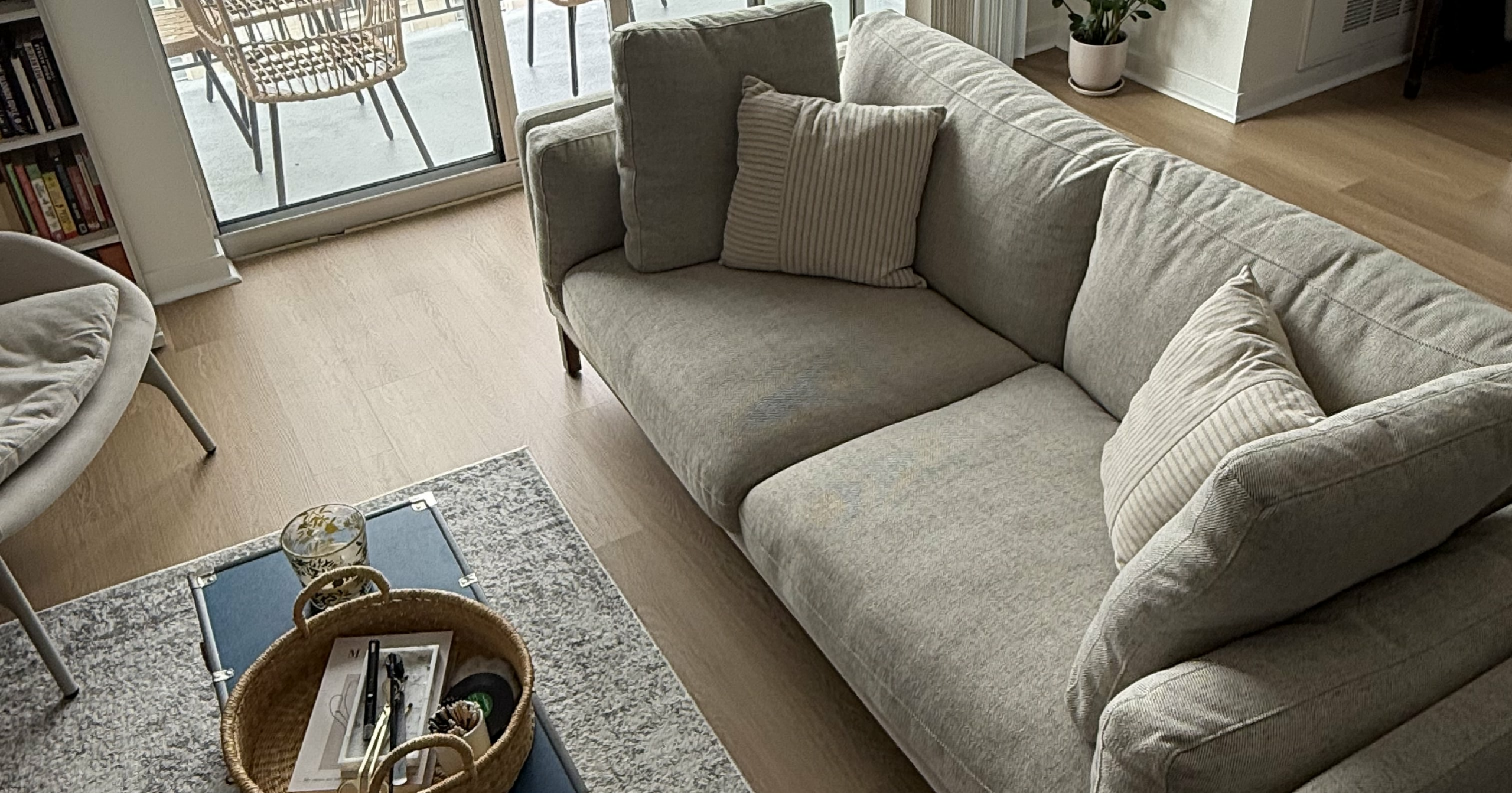 after-comparing-countless-couch-options,-the-castlery-owen-sofa-won-out