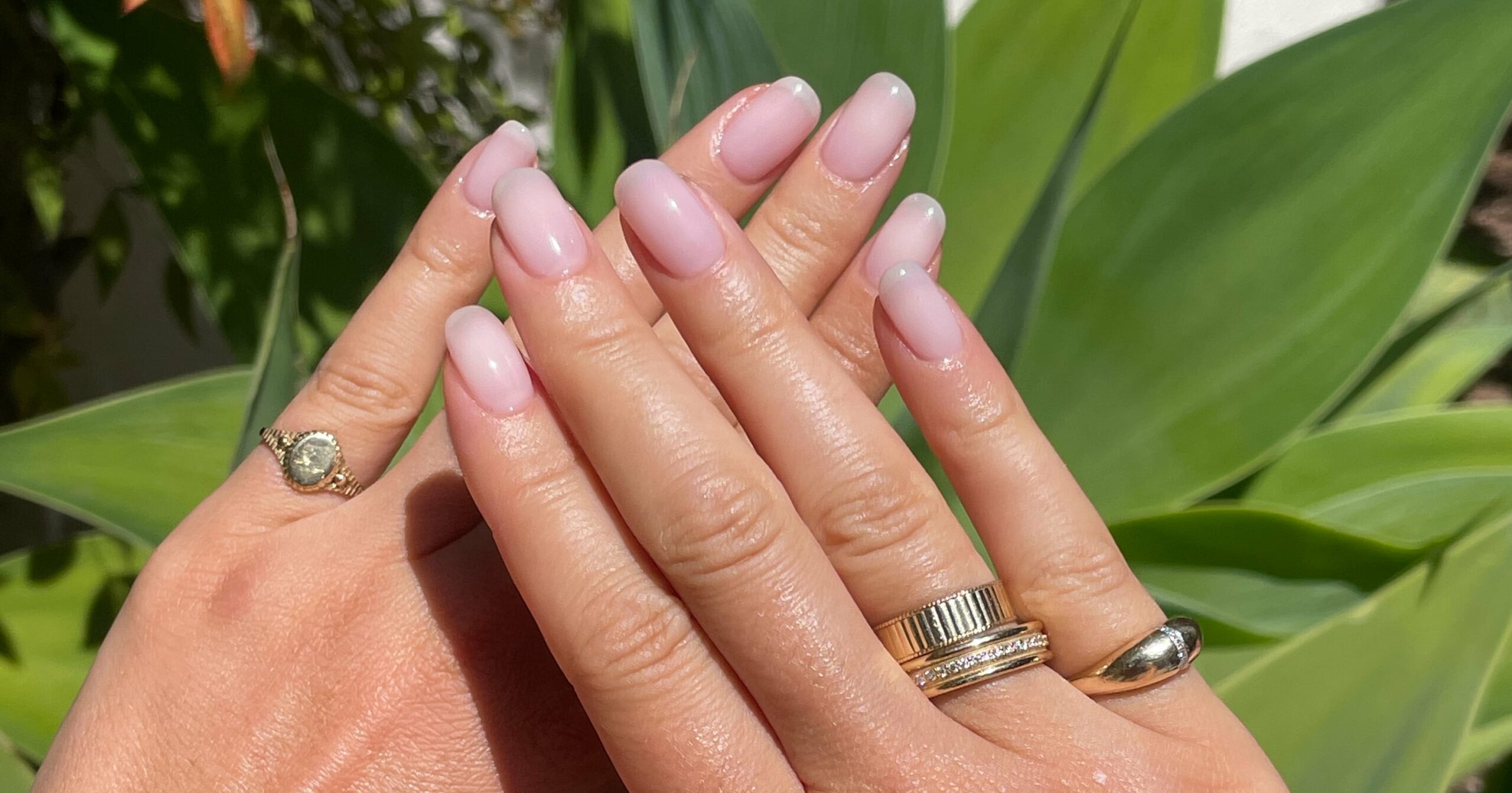 i-tried-the-celebrity-loved-“naked-nails”-trend,-and-now-i’m-hooked
