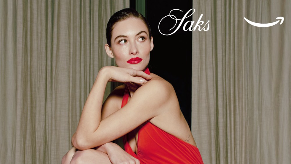 saks-joins-amazon-in-designer-fashion breakthrough