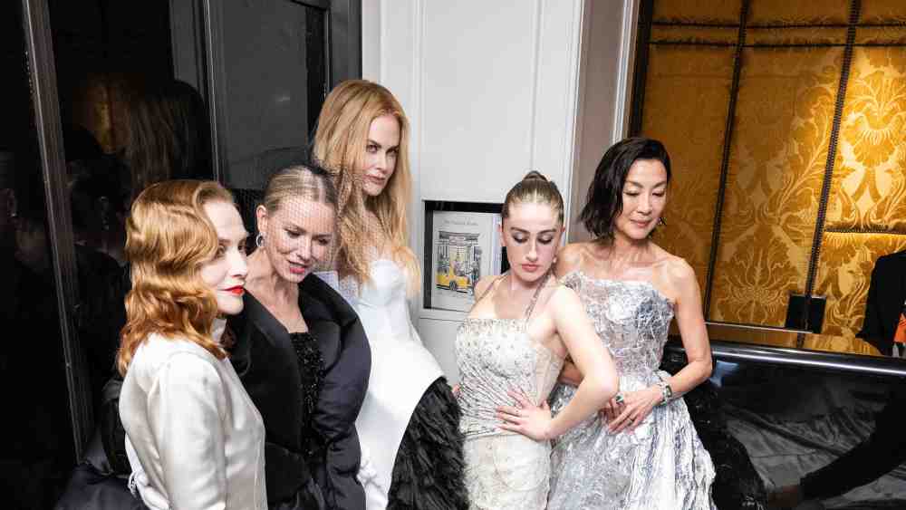 coffees,-mountain-valley-water-and-10,000-flowers:-how-the-mark-hotel-prepares-for-the-met gala