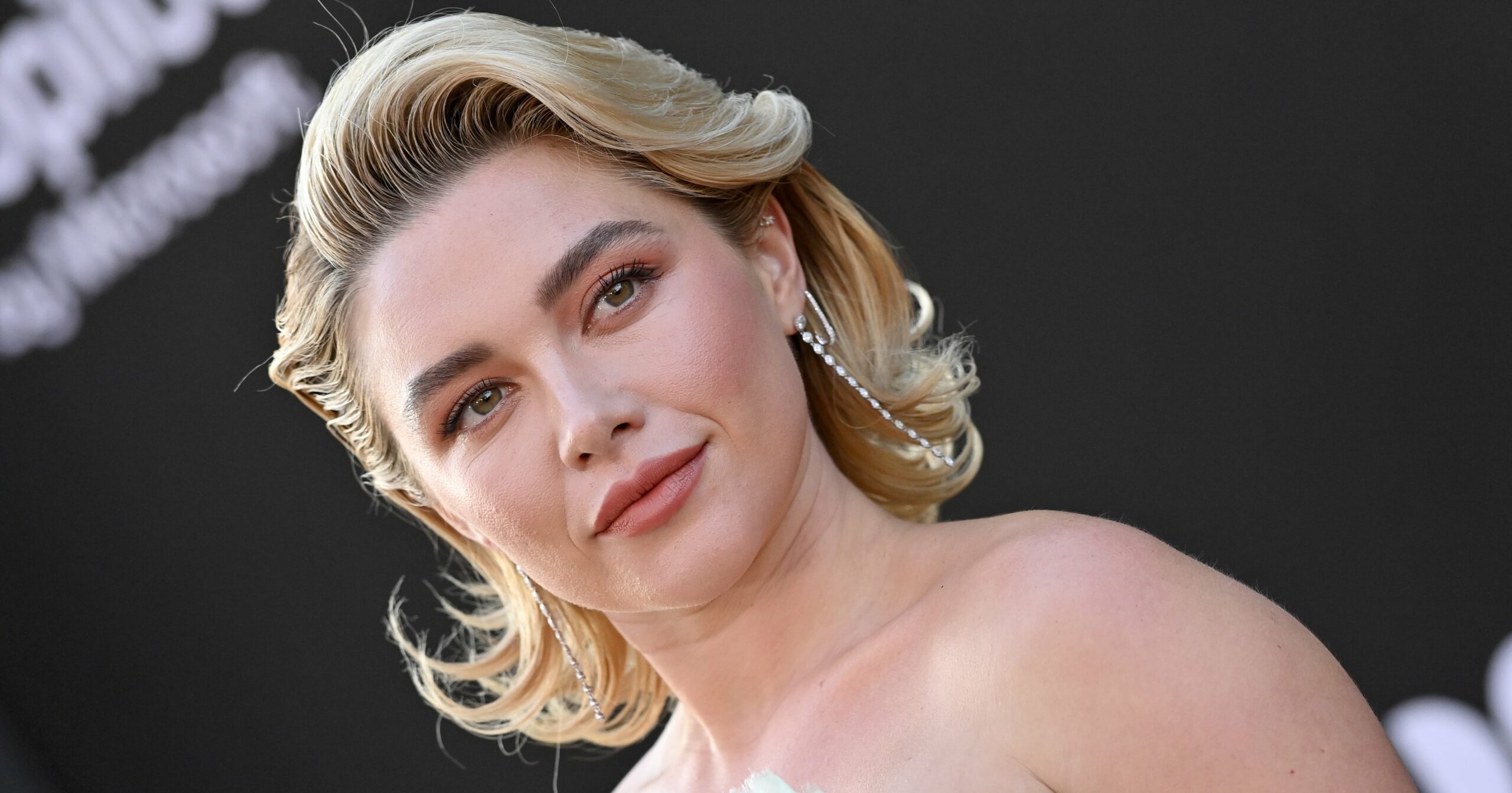 florence-pugh’s-“mixie”-haircut-feels-so-nostalgic-(yet-so-cool)