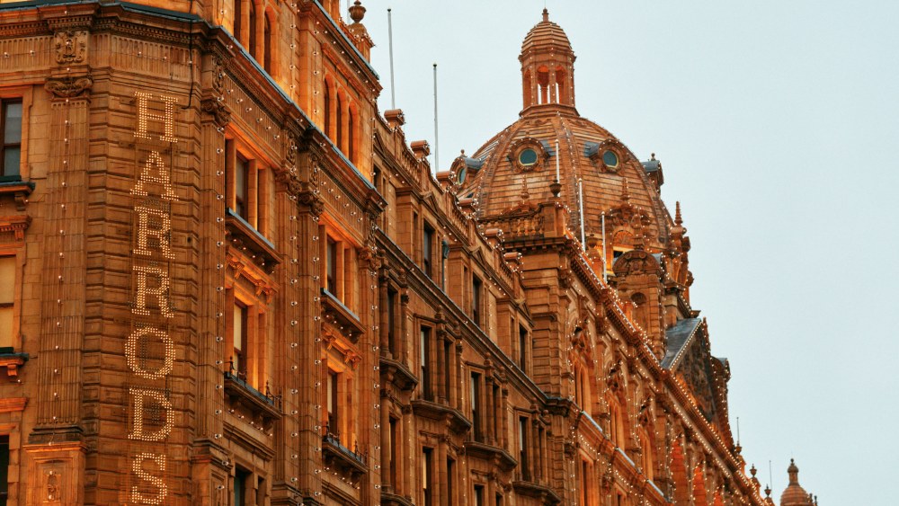 uk.-retailers-harrods,-marks-&-spencer-attacked-by-cyber hackers