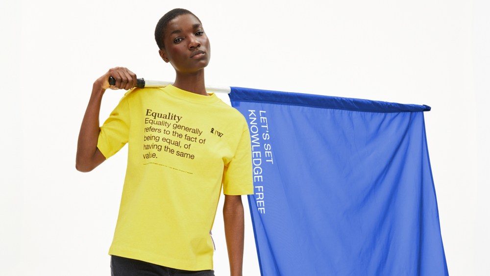 wikipedia-has-put-a-few-precious-words-on t-shirts