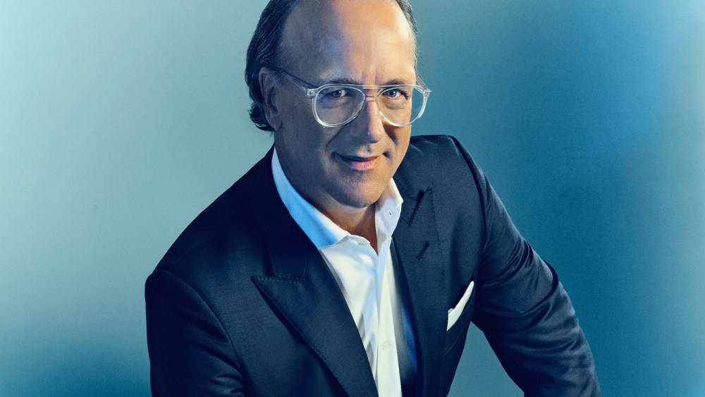 inside-estee-lauder-ceo-stephane-de-la-faverie’s-fast-paced-reset-of-the-prestige-beauty giant