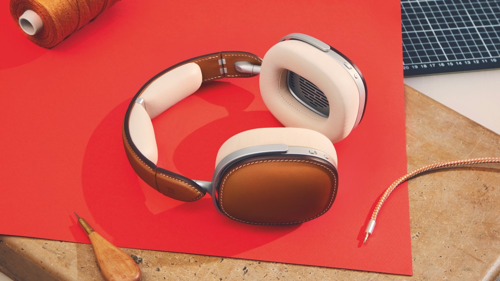 hermes-launches-headphones-as-its-bespoke-division-expands-into sound