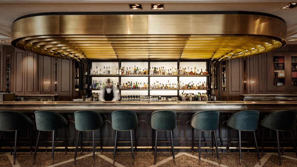 the-greek-restaurant-and-cocktail-bar-for-hollywood-stars-and poets