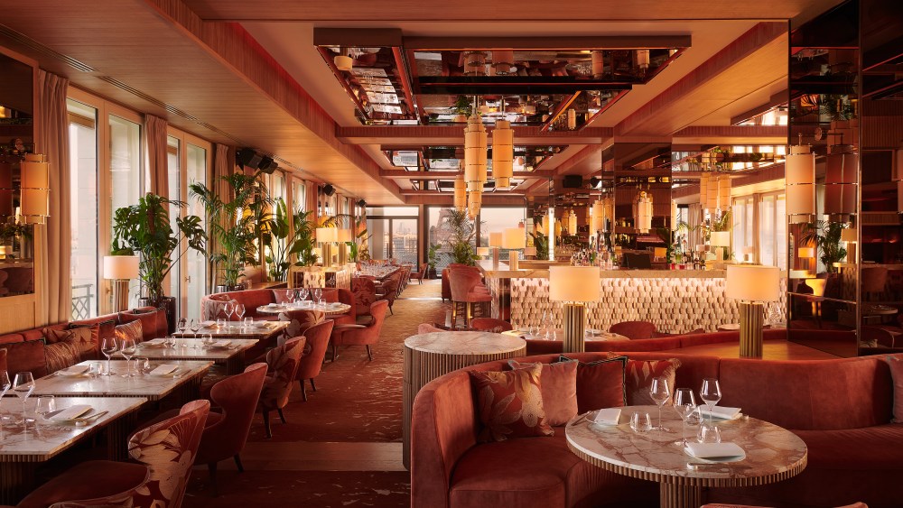 kinugawa’s-latest-paris-outpost-offers-golden-hour-views-on-the-eiffel tower