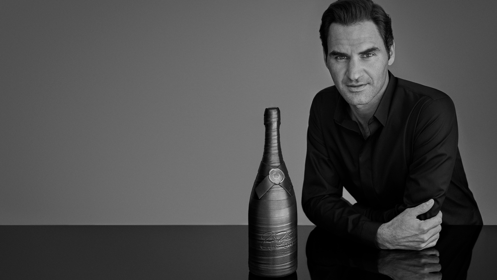 moet-&-chandon-collaborates-with-roger-federer-and-rimowa-on-debut-of-the-legacy case