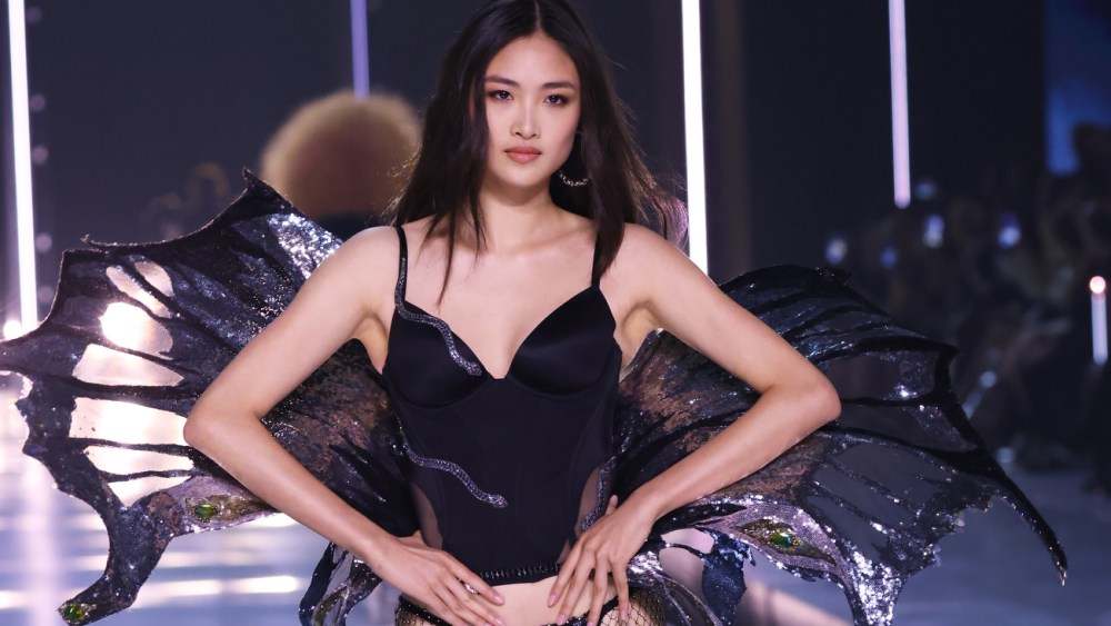 brett-blundy’s-bbrc-blasts-victoria’s-secret-ahead-of-earnings report