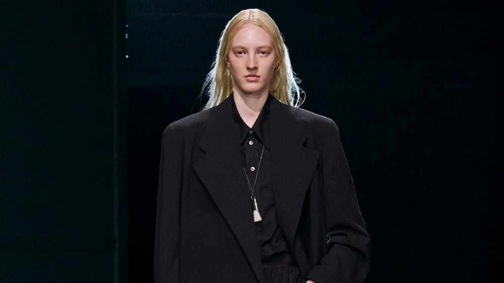 lemaire-spring-2026:-more-sensuality,-wider horizons