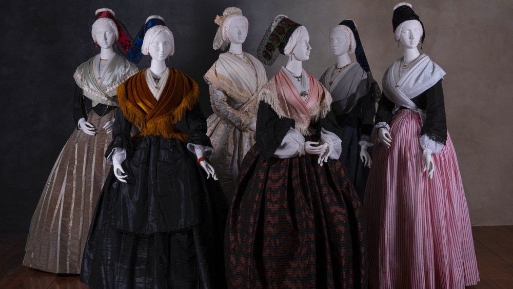 fragonard-opens-new-museum-in-arles-dedicated-to-local-costume-and fashions