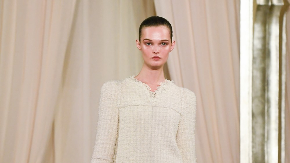 chanel-couture-fall-2025:-walk-on-the-wild side