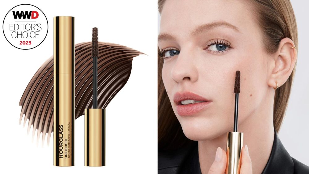 the-celeb-loved-hourglass-tubing-mascara-now-comes-in-a-surprisingly-versatile-brown shade