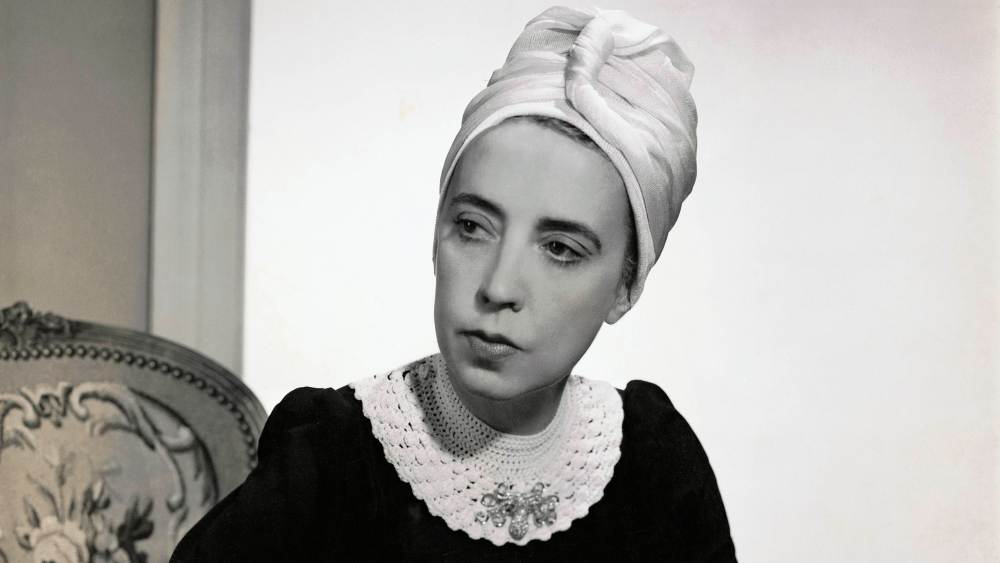 skeletons,-tears-and-lobsters:-schiaparelli-exhibition-to-open-in 2026
