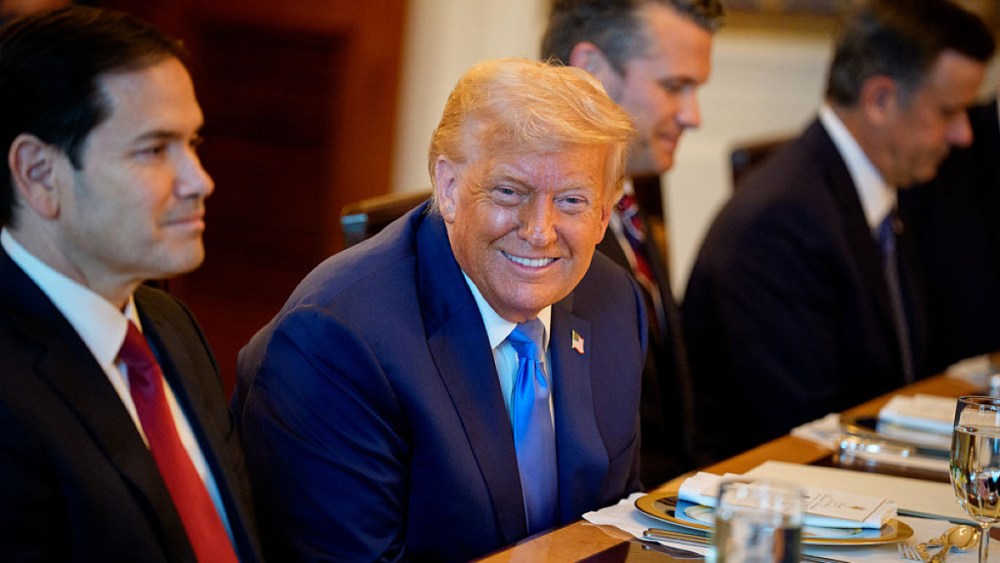 india-survives-another-round-of-trump-tariff-letters:-could-a-deal-help-spur-more-us.-shoe exports?