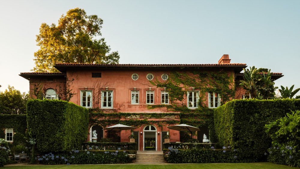 richard-tyler-is-selling-la.-villa-and-mulls-fashion comeback