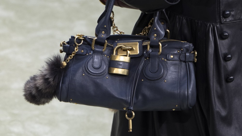 chloe’s-paddington-bag-returns-to-the-zeitgeist-and-already-has-a-new-generation hooked