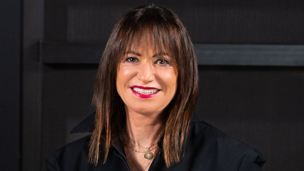 alison-hahn,-sephora’s-head-of-makeup-and-fragrance,-to retire