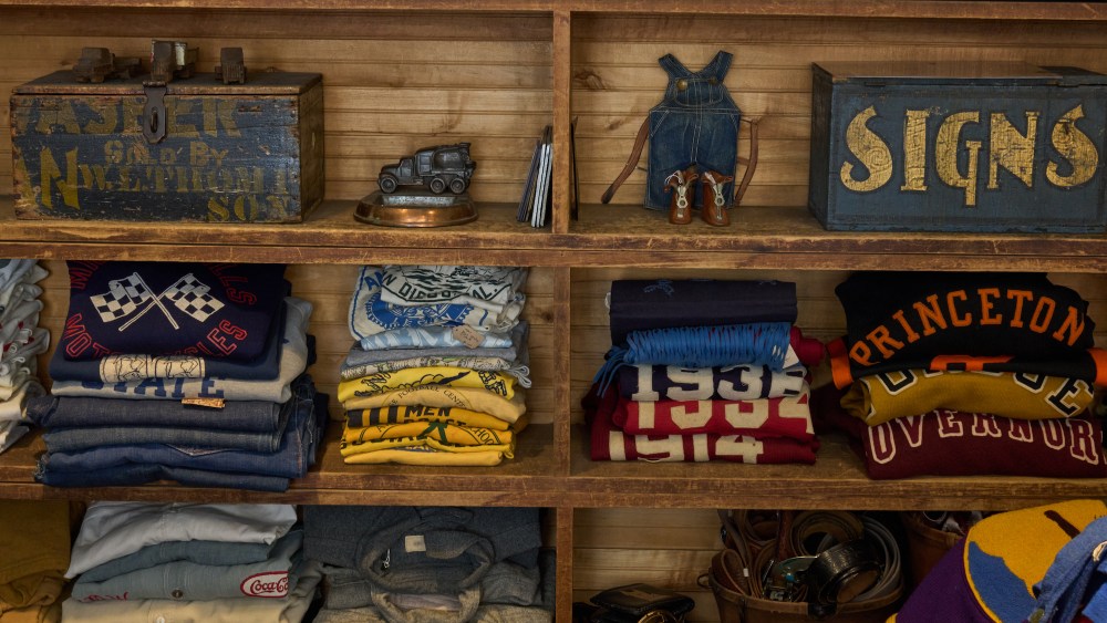 time-capsules:-meet-the-vintage-shop-owners-preserving-american fashion