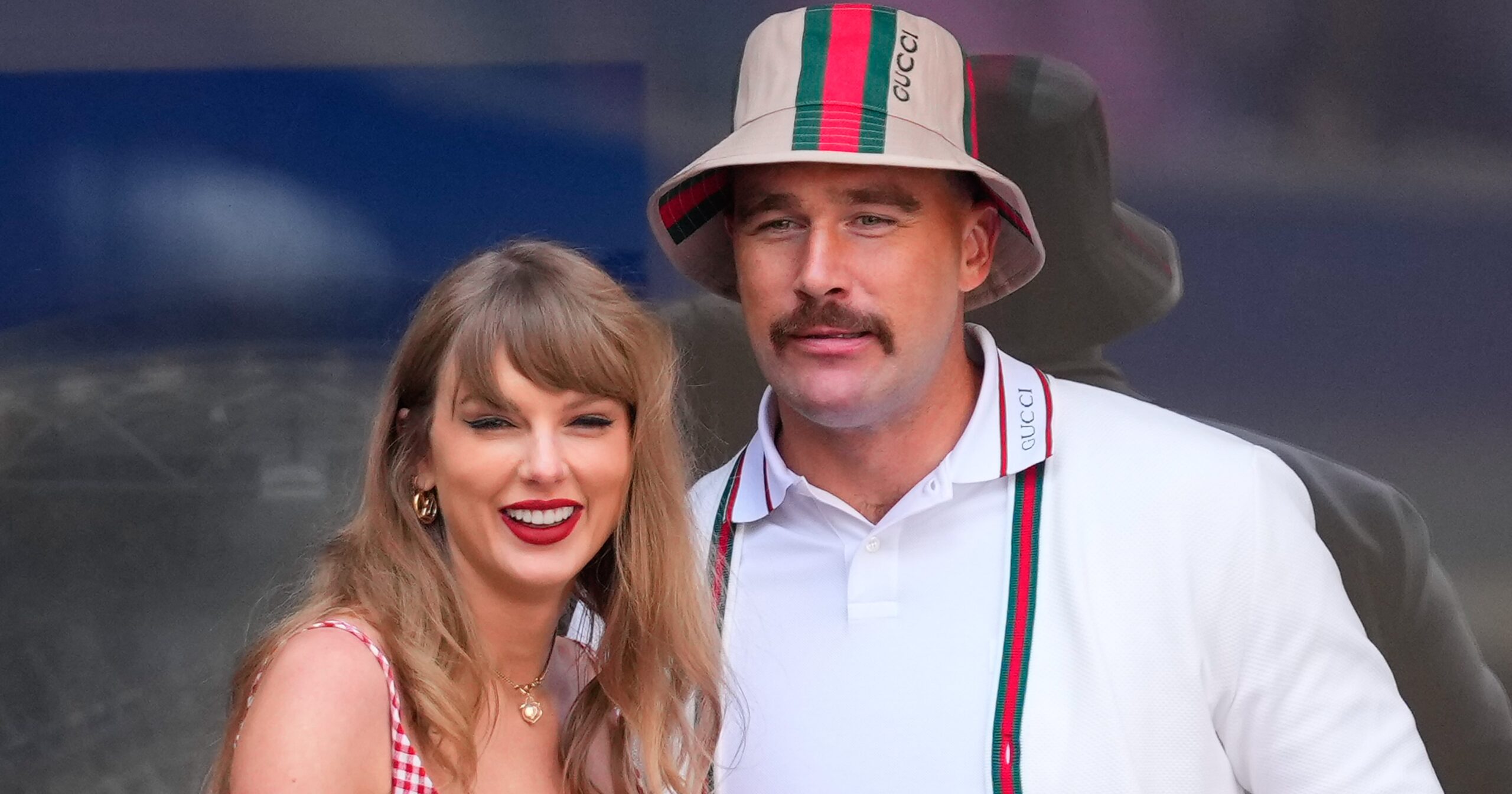 taylor-swift-and-travis-kelce-have-easter-eggs-on-their-bookshelf