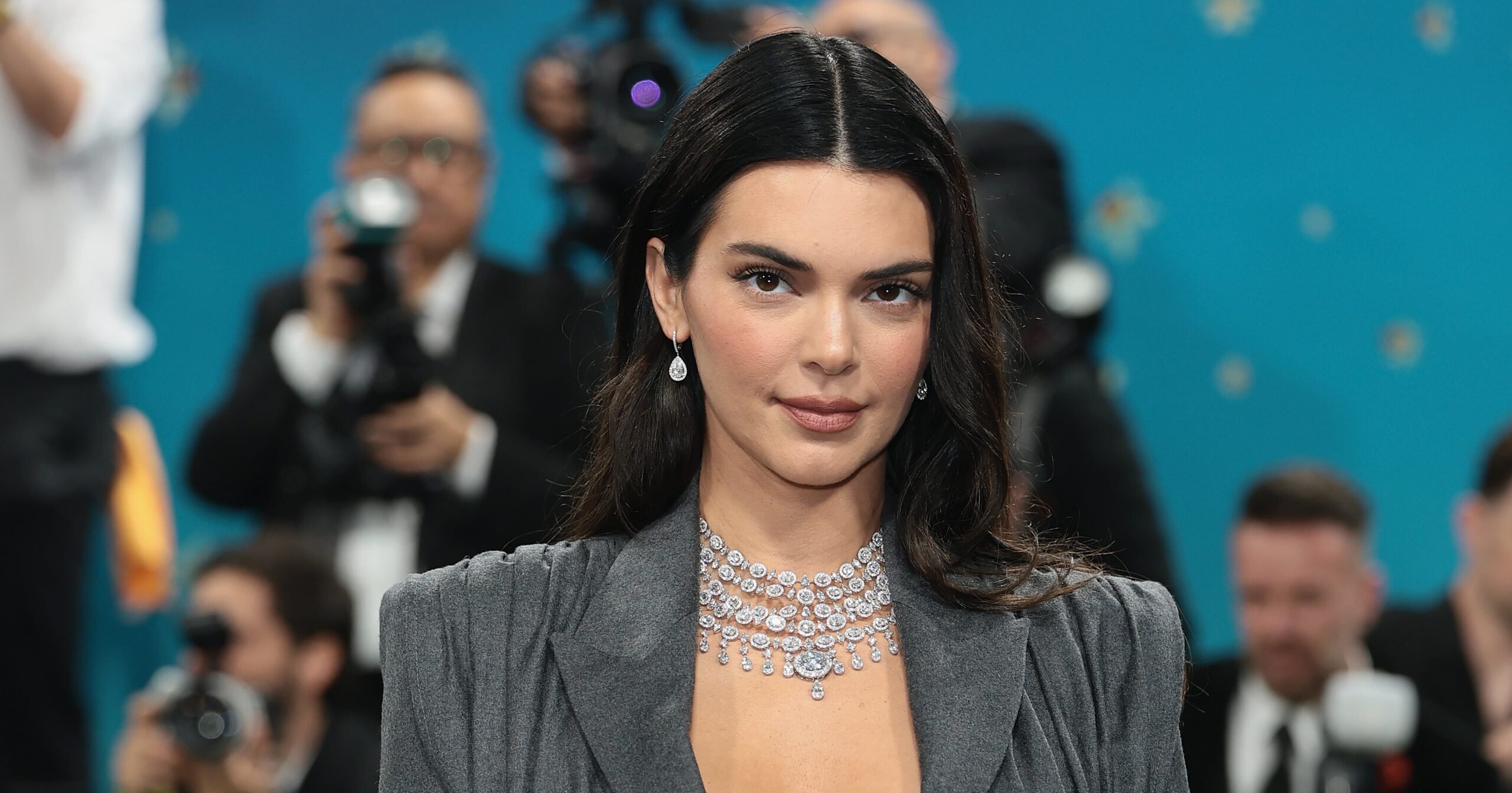 kendall-jenner-put-a-gen-z-spin-on-the-butter-yellow-nail-trend