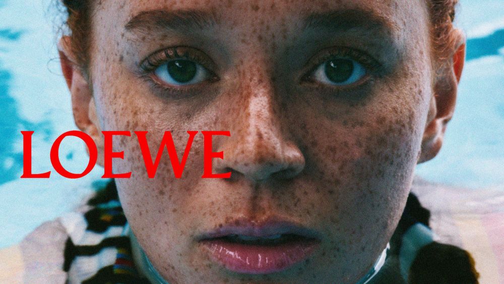 exclusive:-a-clutch-of-young-actors-helps-tease-loewe’s-spring-2026 show