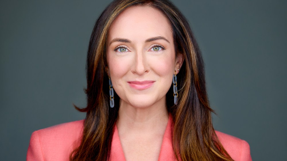 revlon-taps-estee-lauder-alum-to-lead-fragrance-division,-elizabeth-arden brand