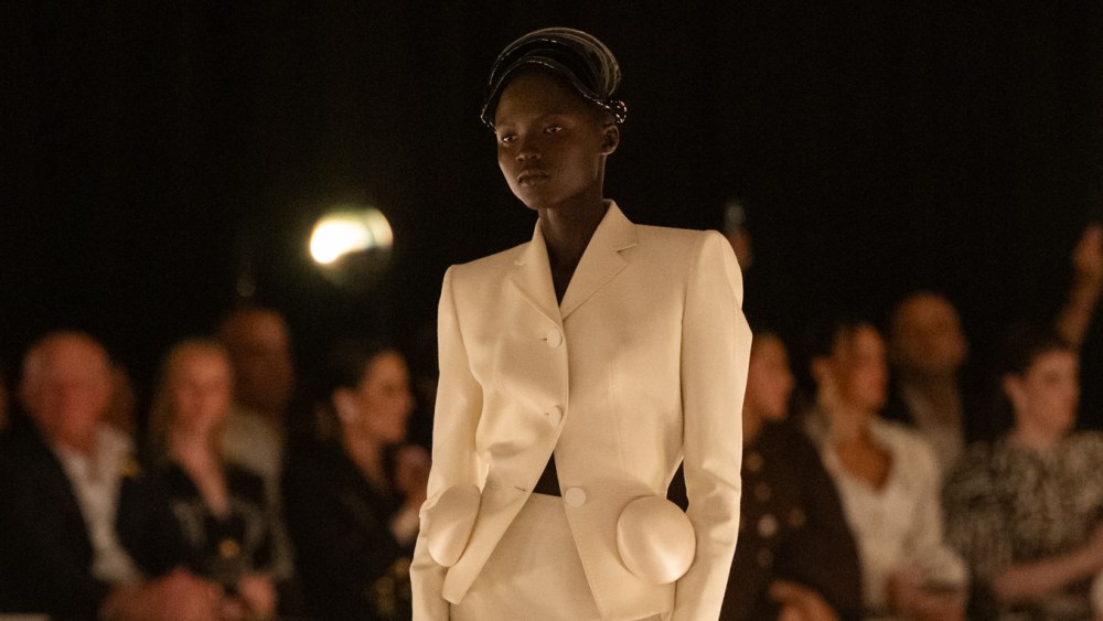 schiaparelli-spring-2026:-night-at-the museum