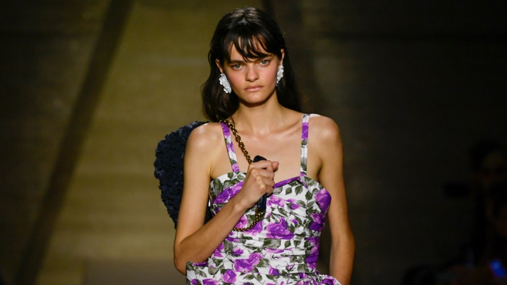 chloe-spring-2026:-hanging-with drapes