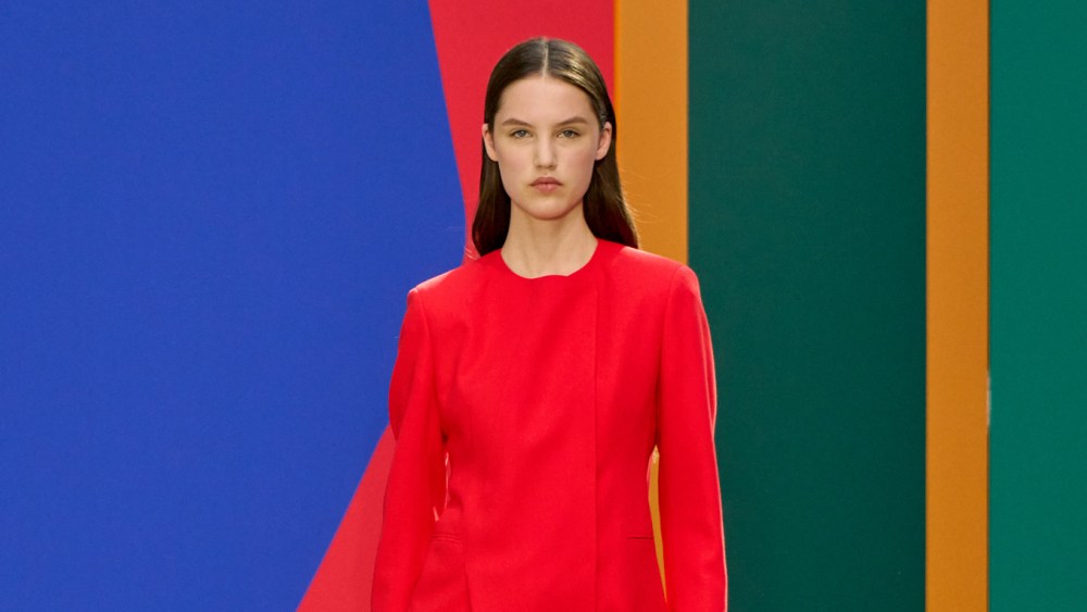 akris-spring-2026:-lay-it-on-the line