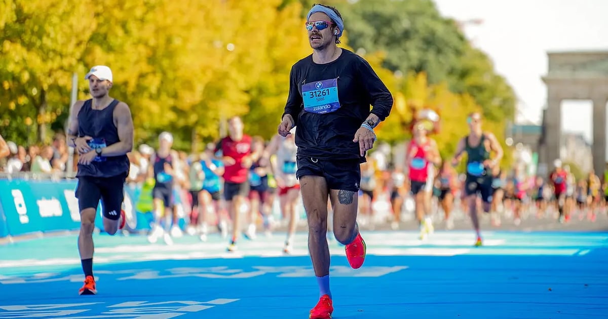 these-“marathon-moonlighters”-run-for-themselves,-not-social-media