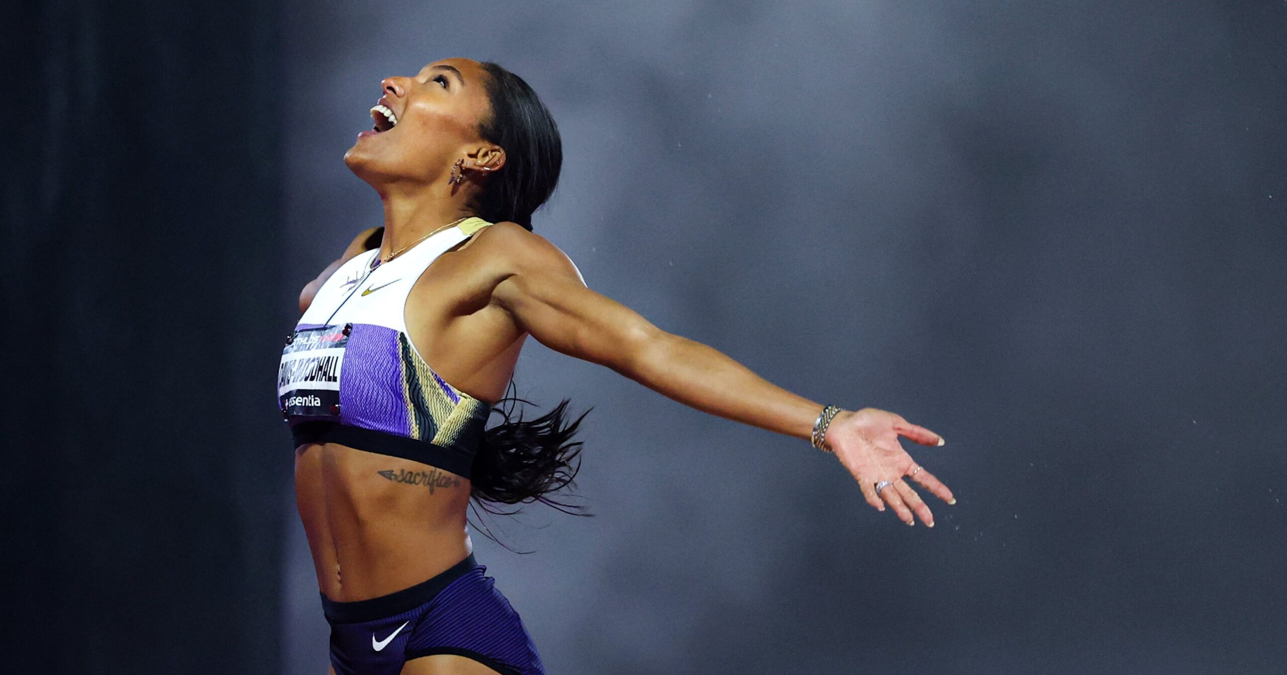 tara-davis-woodhall-gives-you-permission-to-crash-out:-“full-send”