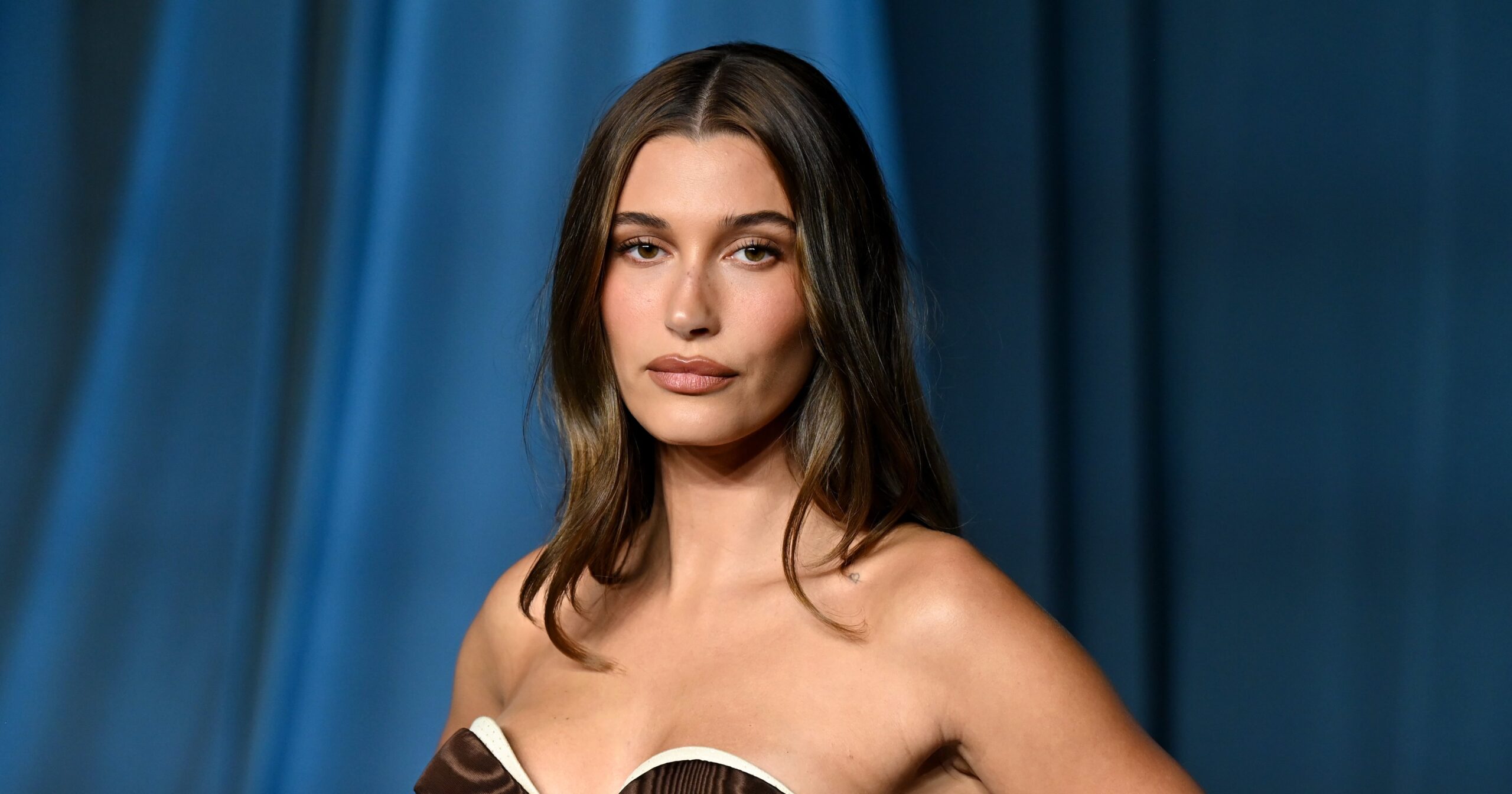 the-hailey-bieber-approved-latte-makeup-trend-is-back-as-“cafe-core”