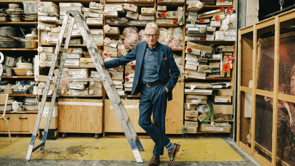 paul-smith-to-design-christmas-tree-for-london’s-royal-opera house